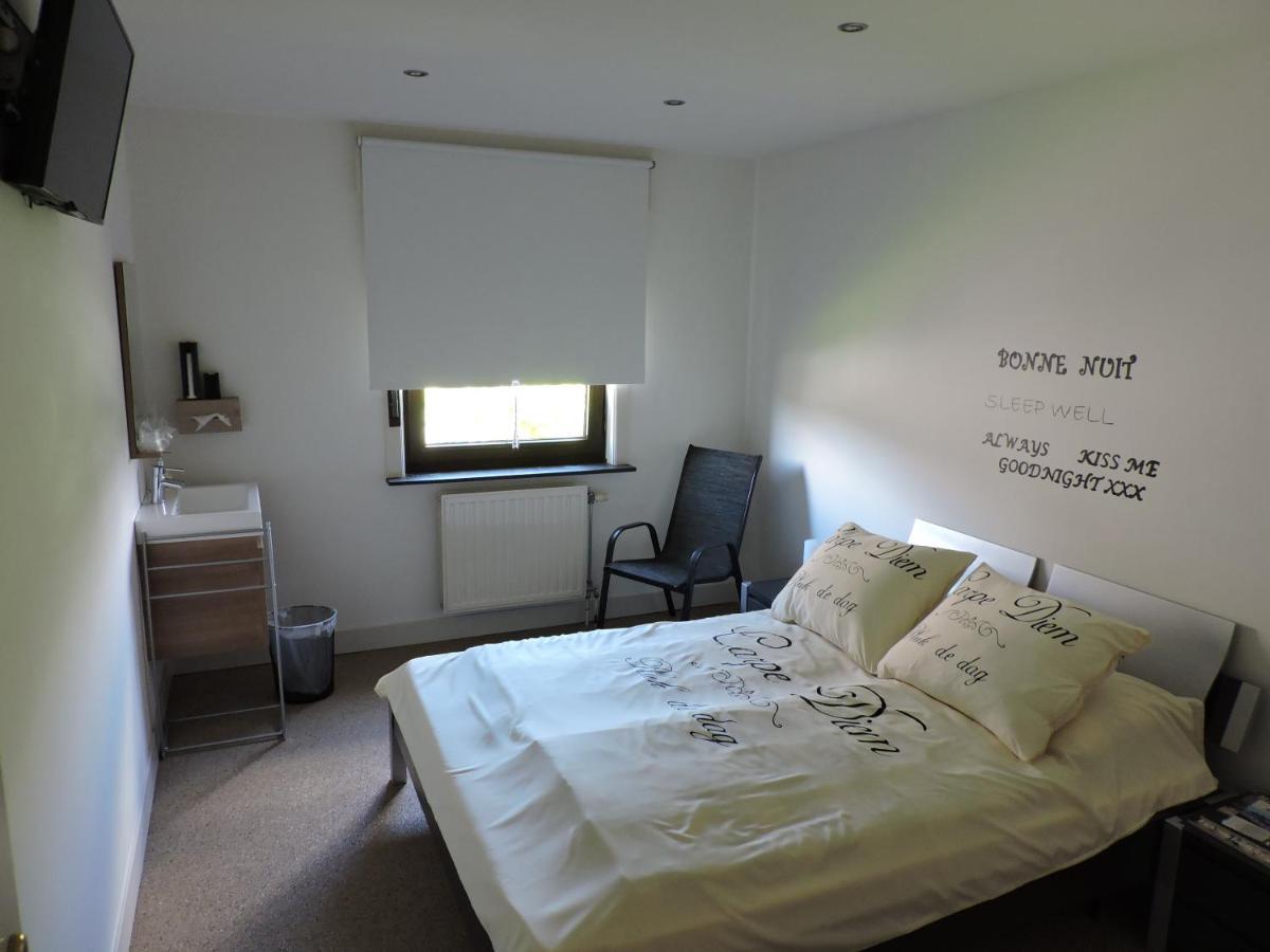B&B Carpe Diem Maaseik Extérieur photo